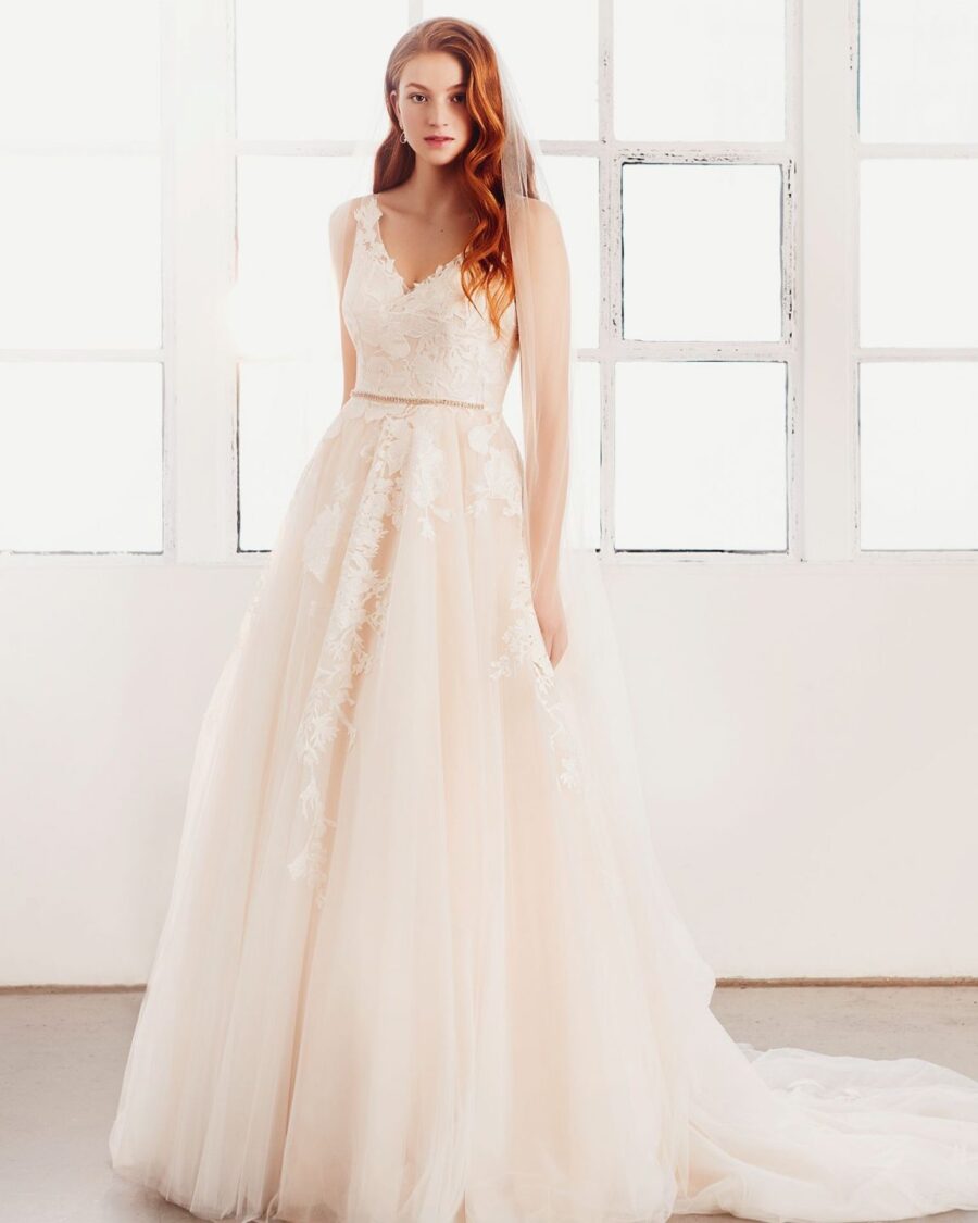 301 Lilly Brautmoden Brautkleider Kollektion 2020 PASSIONSbyLILLY 08 4090 NU 1