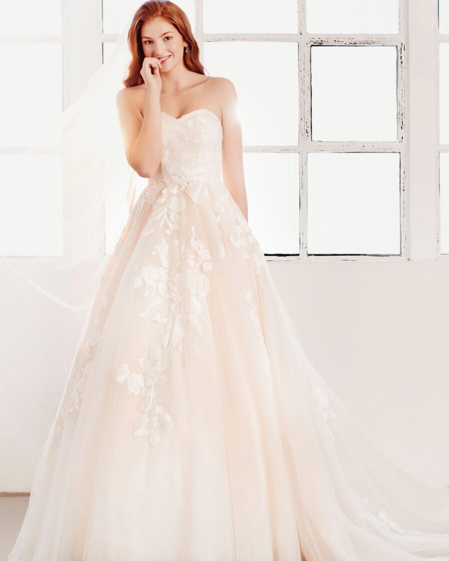 302 Lilly Brautmoden Brautkleider Kollektion 2020 PASSIONSbyLILLY 08 4091 NU 1