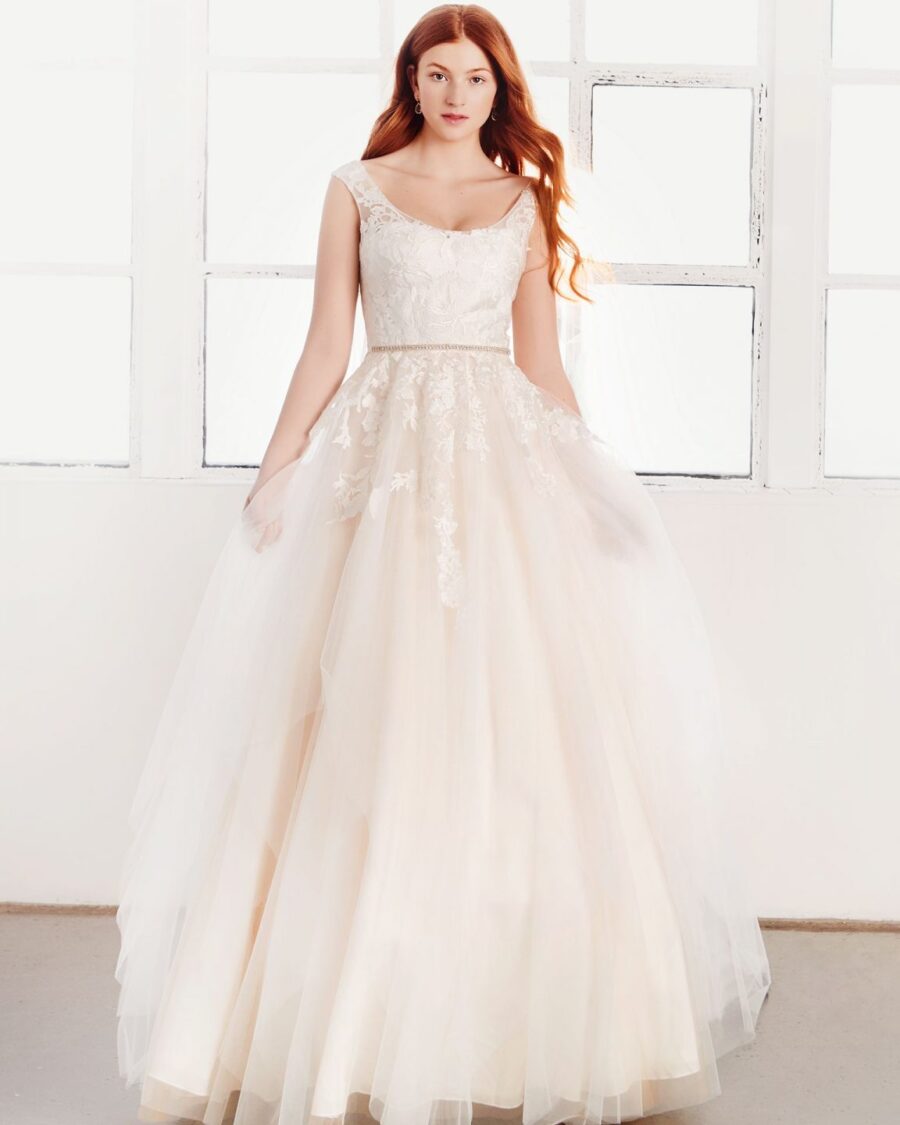 311 Lilly Brautmoden Brautkleider Kollektion 2020 PASSIONSbyLILLY 08 4097 NU 1