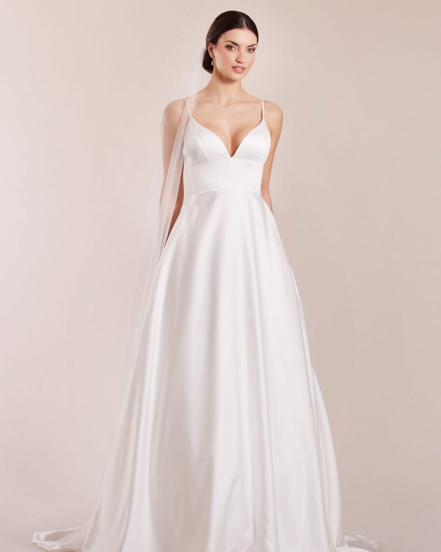 407 Lilly Brautmoden Brautkleider Kollektion 2020 purewhitebyLILLY 08 4082 CR 1