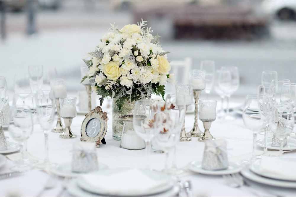 109-HOCHZEITde-Ratgeber-Allgemein-Heiraten-im-Winter-Winterhochzeit-iStock-508208774-2019-06