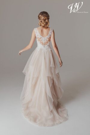 17 Victoria Vincent Brautmoden Brautkleider Kollektion 2020 V8721 1 Kelly2