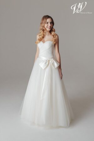 24 Victoria Vincent Brautmoden Brautkleider Kollektion 2020 V8724B KatjaB