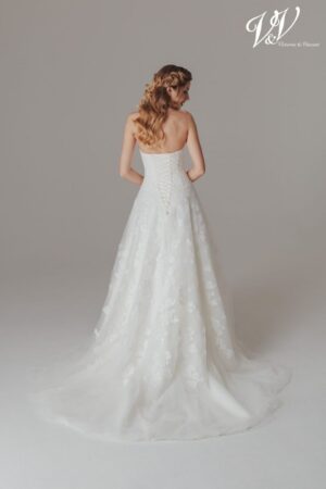 35 Victoria Vincent Brautmoden Brautkleider Kollektion 2020 V8729 1L Kamila2