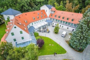 GCH-Hotel-Group-Hochzeitslocation-2019-Hotel-Schloss-Schweinsburg_videoThumbnail_01