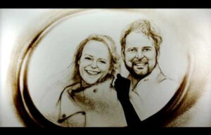 Sand-Art-Kreativagentur-Sandmalerei-Berlin-2019_videoThumbnail_02