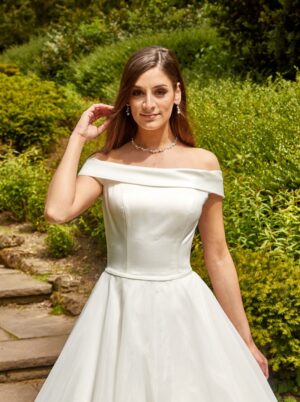 402 Euro Mode Donner Brautmoden Brautkleider Kollektion 2020 De Luxe Lisa Donetti 2064 13