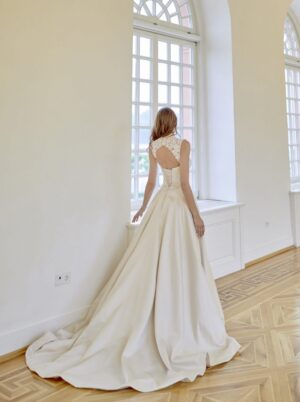 512 Euro Mode Donner Brautmoden Brautkleider Kollektion 2020 Diane Legrand 7605 40