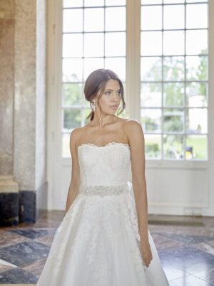 514 Euro Mode Donner Brautmoden Brautkleider Kollektion 2020 Diane Legrand 7610 22