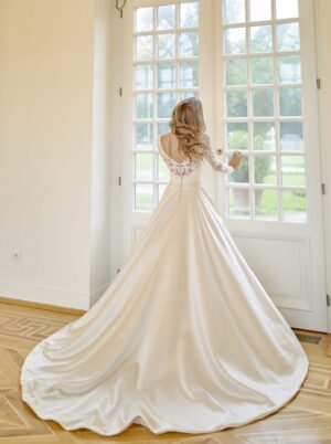 520 Euro Mode Donner Brautmoden Brautkleider Kollektion 2020 Diane Legrand 7616 40