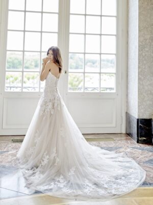 526 Euro Mode Donner Brautmoden Brautkleider Kollektion 2020 Diane Legrand 7623 20