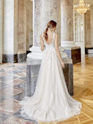 529 Euro Mode Donner Brautmoden Brautkleider Kollektion 2020 Diane Legrand 7624 27