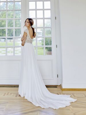 532 Euro Mode Donner Brautmoden Brautkleider Kollektion 2020 Diane Legrand 7625 35