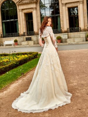 603 Euro Mode Donner Brautmoden Brautkleider Kollektion 2020 Novabella 30403 22