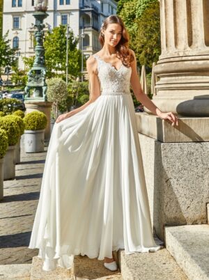 625 Euro Mode Donner Brautmoden Brautkleider Kollektion 2020 Novabella 30415 22