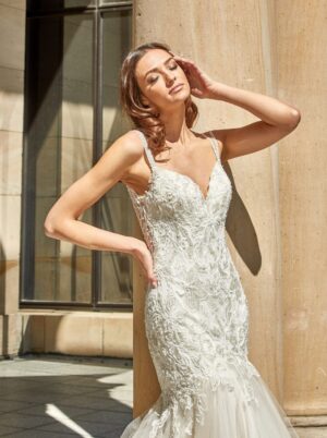 632 Euro Mode Donner Brautmoden Brautkleider Kollektion 2020 Novabella 30420 25