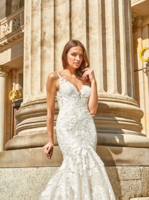 644 Euro Mode Donner Brautmoden Brautkleider Kollektion 2020 Novabella 30433 46