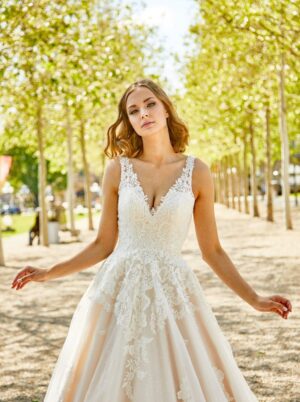 702 Euro Mode Donner Brautmoden Brautkleider Kollektion 2020 De Luxe Lisa Donetti 50316 15