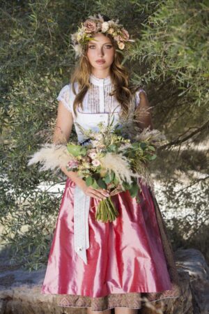 Dirndl Elisa (Ecrue)