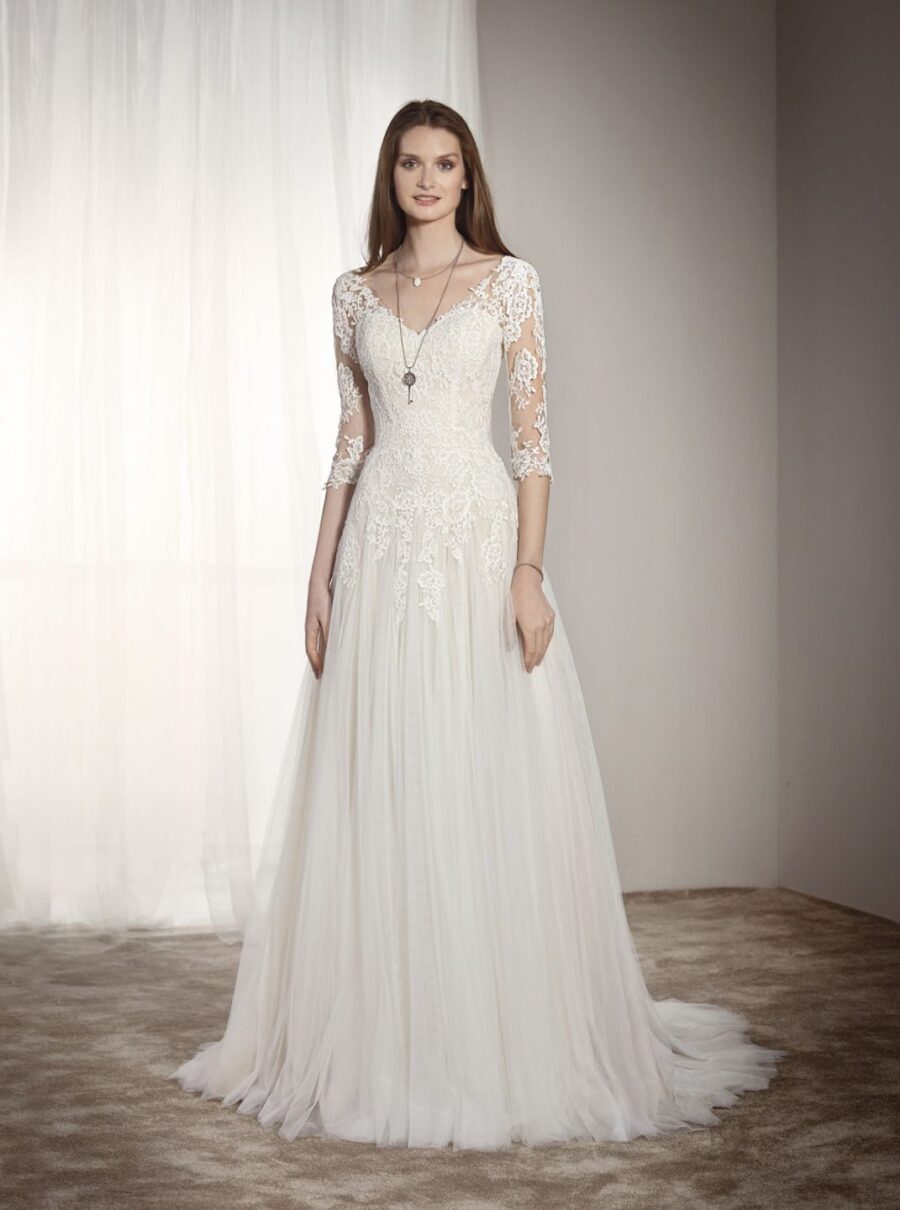 201 Fara Sposa Brautmoden Brautkleid Kollektion 2020 5602 1