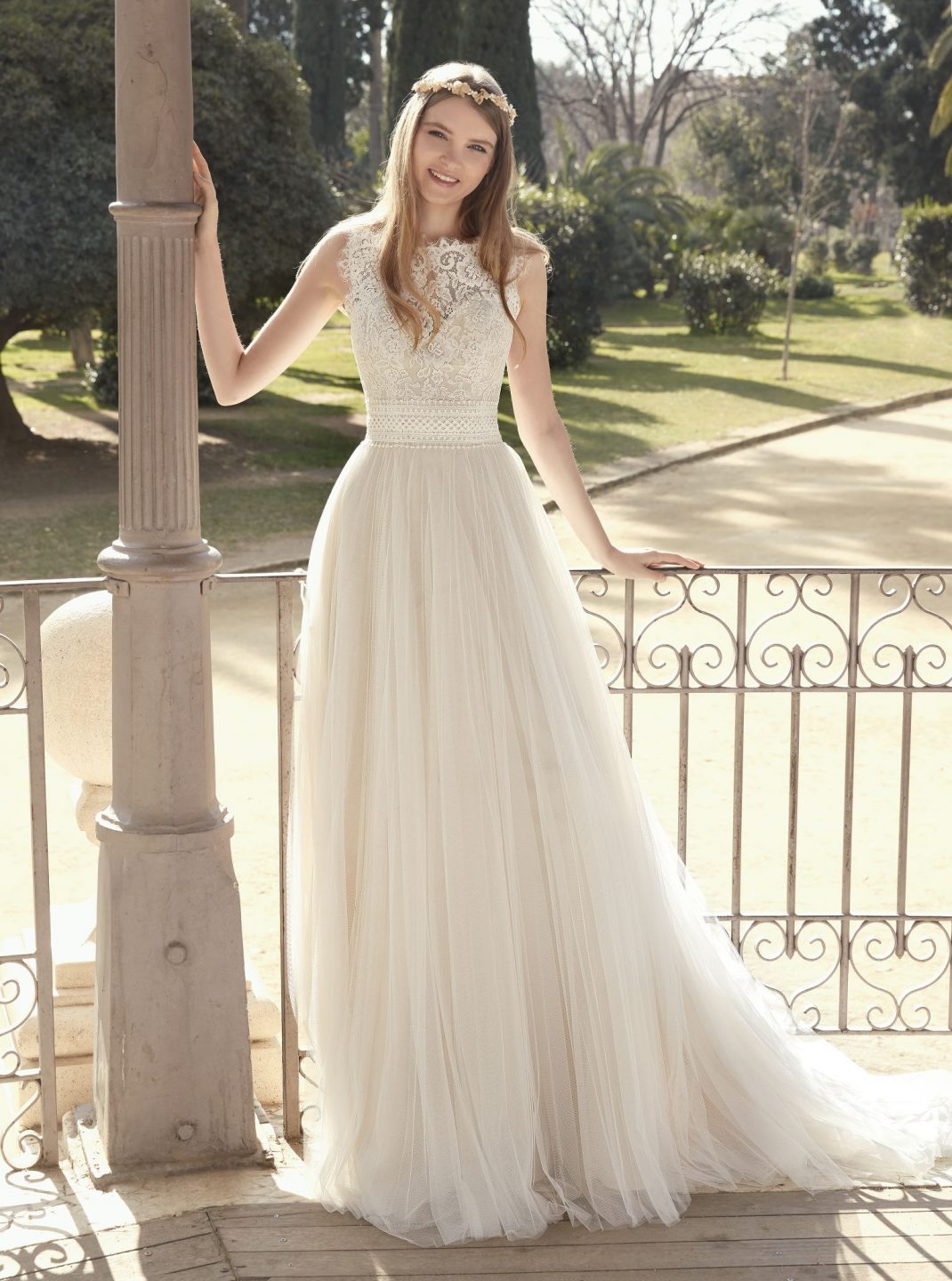 204 Fara Sposa Brautmoden Brautkleid Kollektion 2020 5604 1