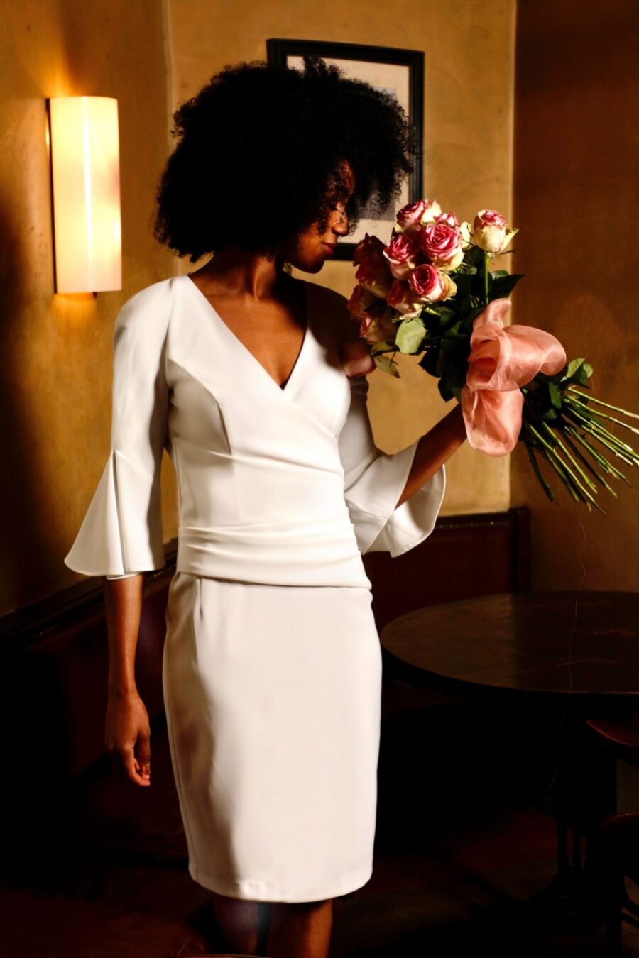 22 Sonja Kiefer Brautmode Brautkleid Kollektion 2020 Short Trumpet Sleeved Dress