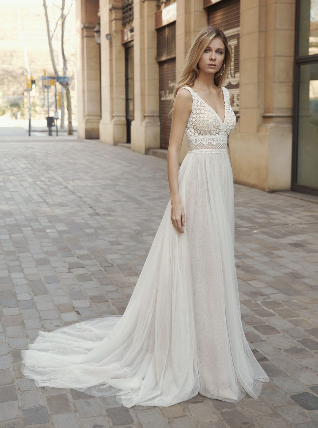 231 Fara Sposa Brautmoden Brautkleid Kollektion 2020 5673 1