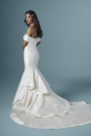 020 Maggie Sottero Brautmoden Brautkleider Kollektion 2020 Maggie Sottero Justine 20MS200 Back Uncropped