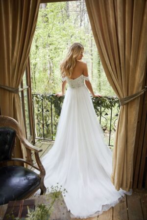 021 Rebecca Ingram Brautmoden Brautkleider Kollektion 2020 Rebecca Ingram Nia 20RT220 PROMO5 Uncropped