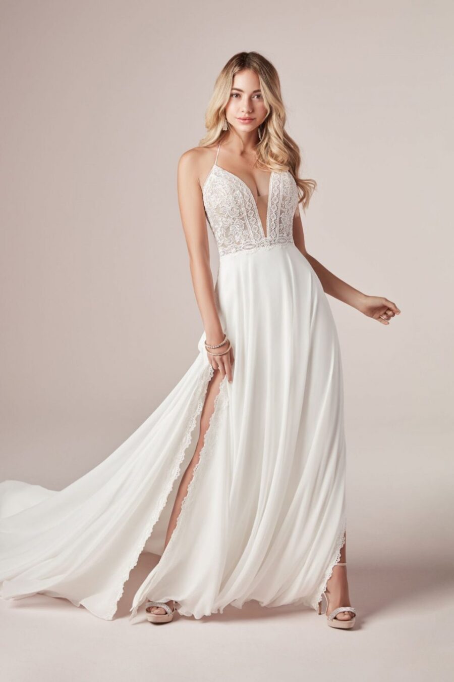 022 Rebecca Ingram Brautmoden Brautkleider Kollektion 2020 Rebecca Ingram Nicole 20RS223 Main Uncropped