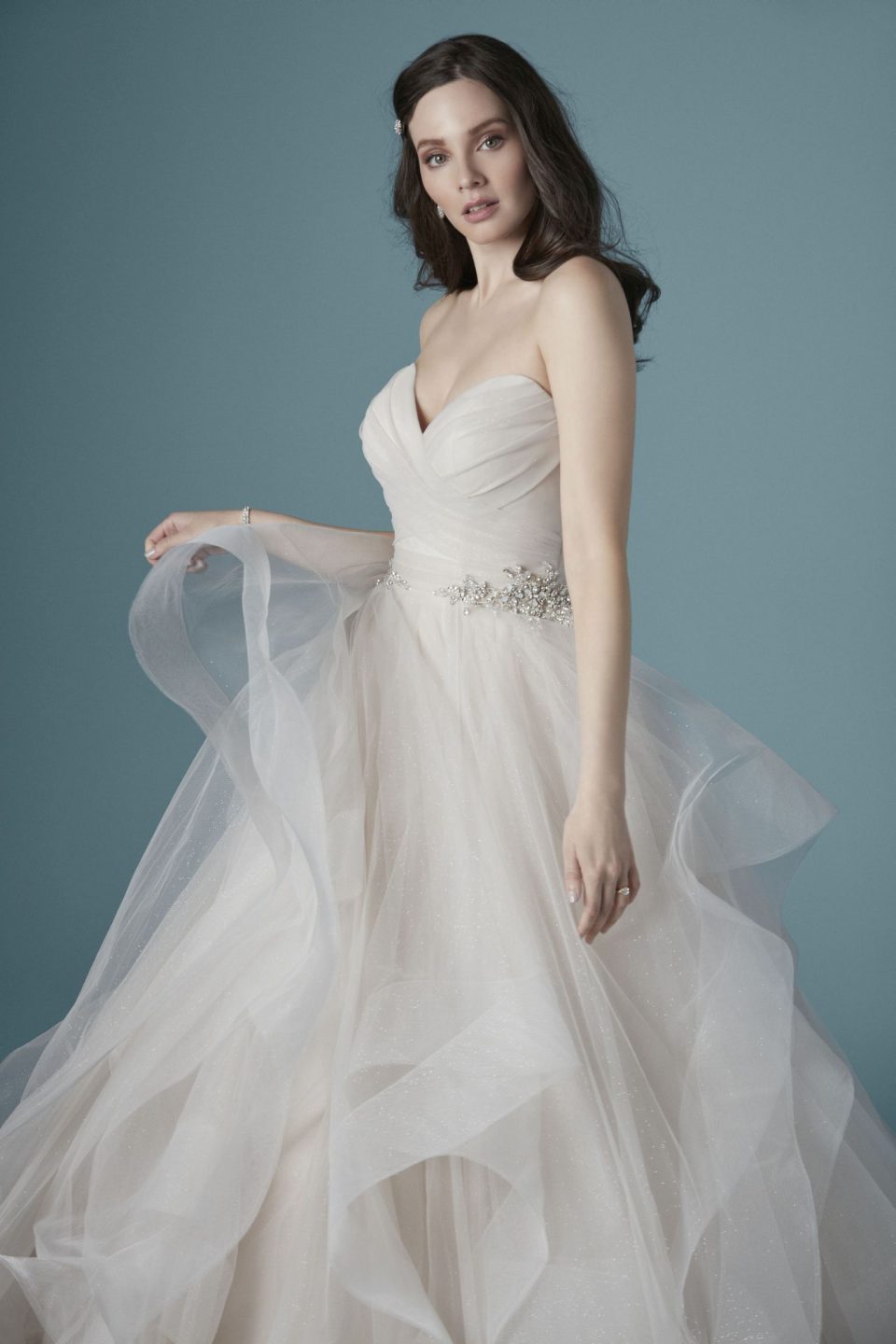 043 Maggie Sottero Brautmoden Brautkleider Kollektion 2020 Maggie Sottero Yasmin 20MS199 Alt2 Uncropped