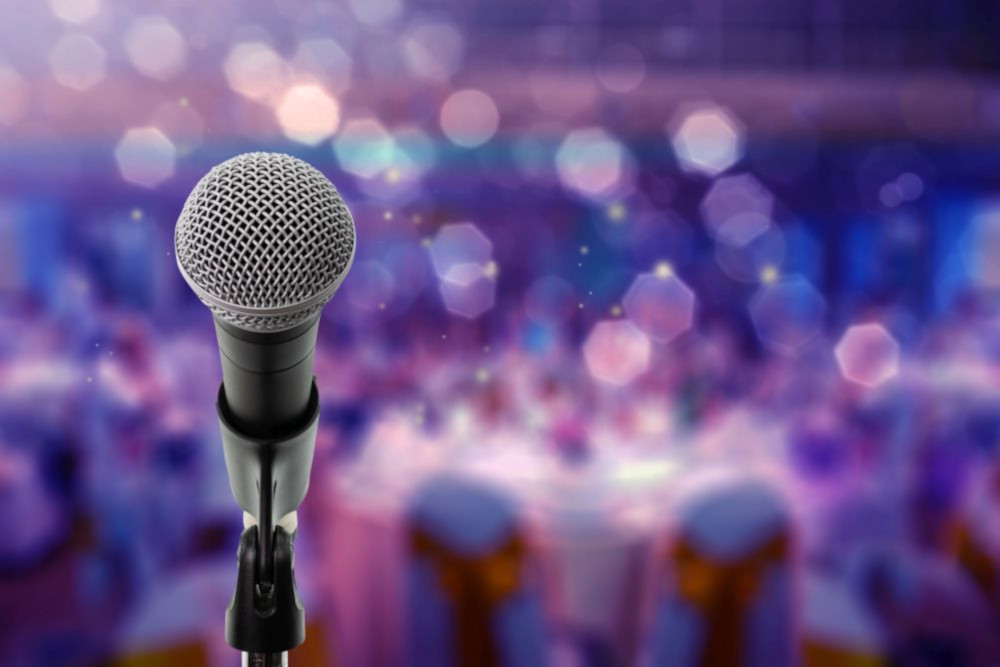 205 HOCHZEITde Ratgeber Allgemein Heiraten im Sommer Sommerhochzeit iStock 959442818 2019 06