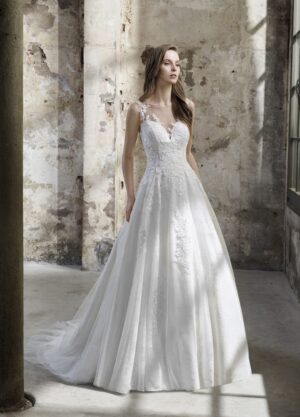 120 The Sposa Group Miss Kelly Brautmoden Brautkleider Kollektion 2020 201 33 2859
