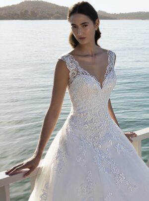 202 Demetrios Brautmoden Brautkleid Kollektion 2020 Cosmobella Collection 8001 2