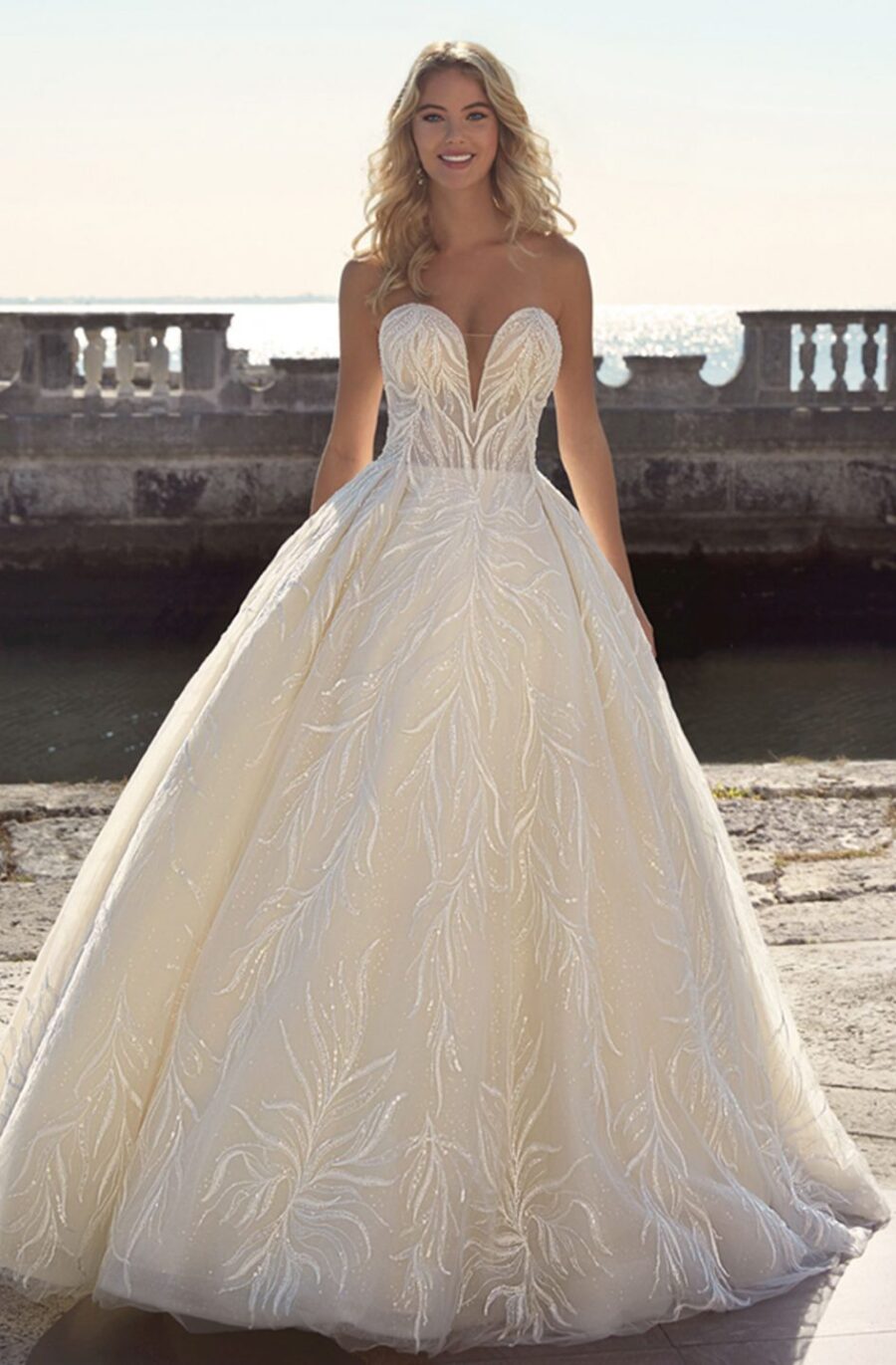 301 Demetrios Brautmoden Brautkleid Kollektion 2020 Platinum by Demetrios DP401 285