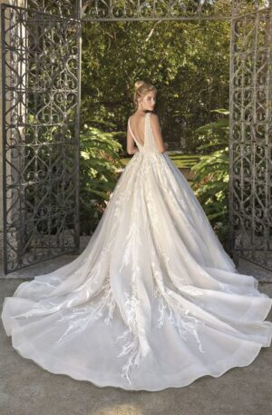 307 Demetrios Brautmoden Brautkleid Kollektion 2020 Platinum by Demetrios DP403 985