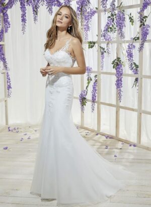 401 The Sposa Group Just For You Brautmoden Brautkleider Kollektion 2020 205 01 0339