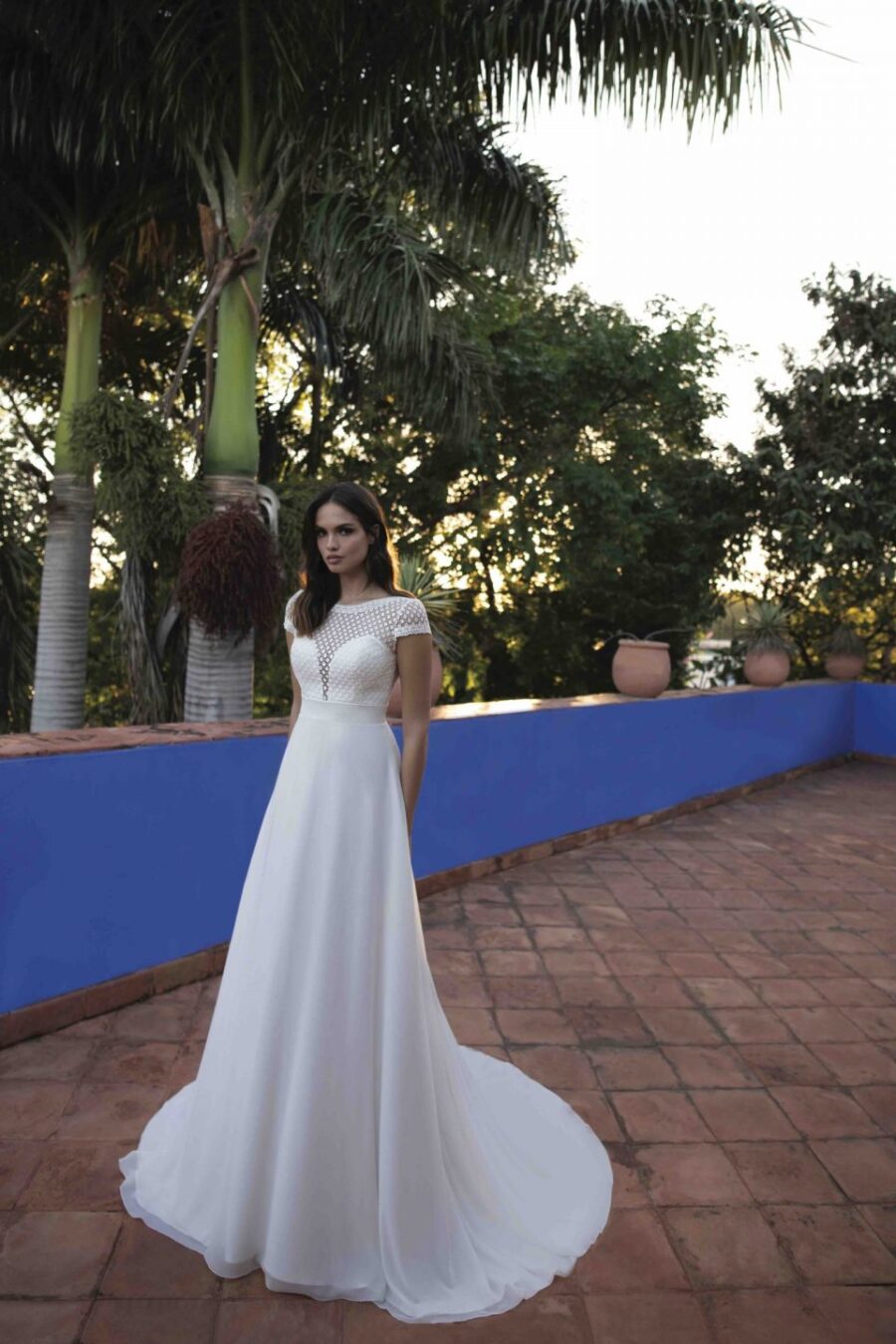 503 The Sposa Group Bom Brautmoden Brautkleider Kollektion 2020 BM119 1