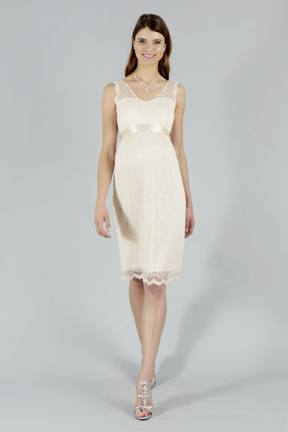 25 Sweetbelly Brautkleider fuer Schwangere Kollektion 2020 Kelly short peach front