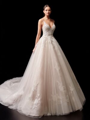 1 003 Enzoani Brautmoden Brautkleider Kollektion 2021 Enzoani 2021 Pro PaigeSkirt Fro Web