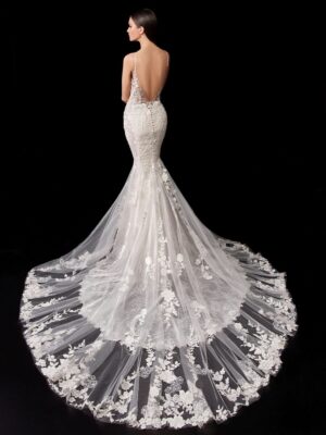 1 022 Enzoani Brautmoden Brautkleider Kollektion 2021 Enzoani 2021 Pro Peach Bac Web