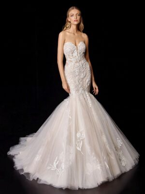 1 051 Enzoani Brautmoden Brautkleider Kollektion 2021 Enzoani 2021 Pro Phyllis Fro Web