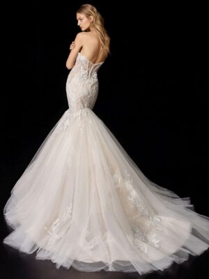 1 052 Enzoani Brautmoden Brautkleider Kollektion 2021 Enzoani 2021 Pro Phyllis Bac Web