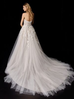 1 060 Enzoani Brautmoden Brautkleider Kollektion 2021 Enzoani 2021 Pro Pixie Bac Web