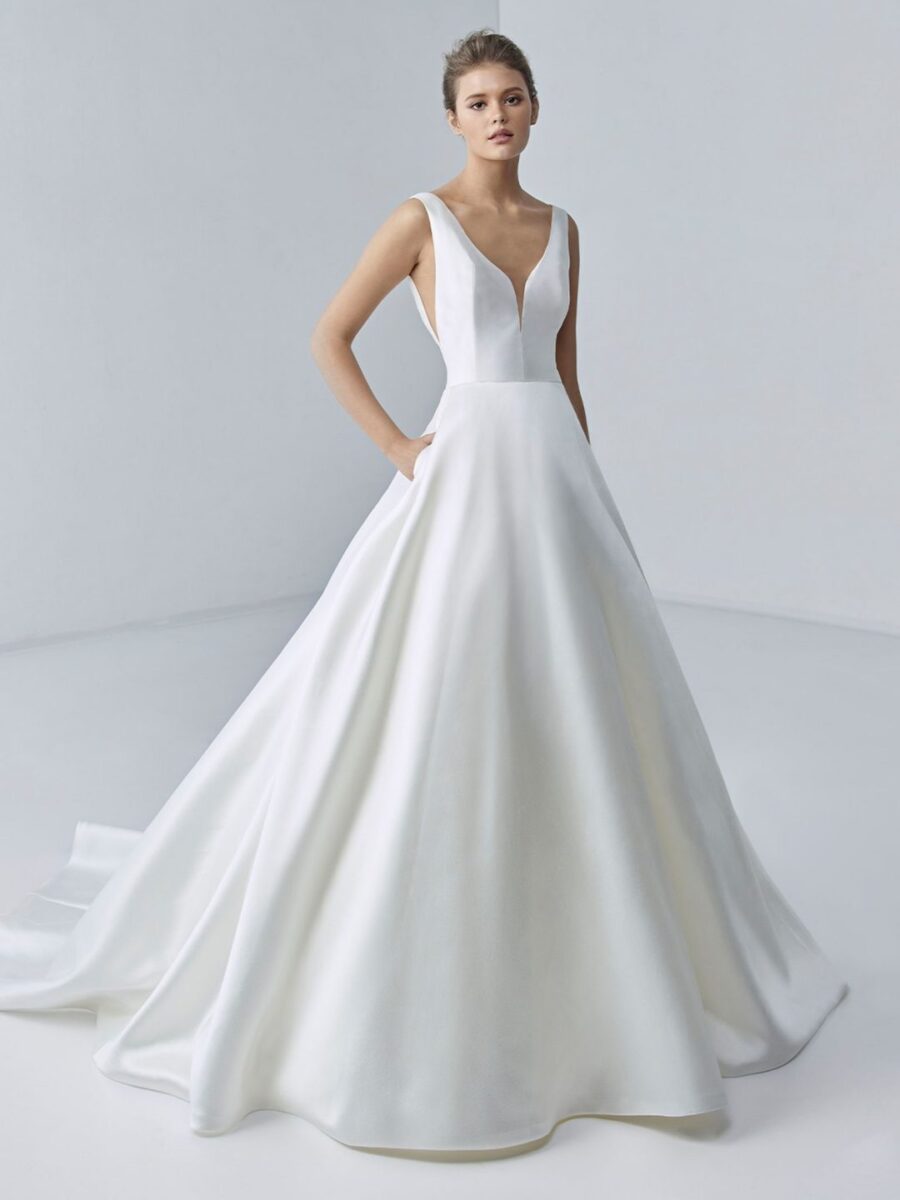 6 035 Etoile by Elysee Brautmoden Brautkleider Kollektion 2021 Etolie 2021 Pro Eugenie Fro Web