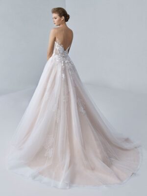 6 040 Etoile by Elysee Brautmoden Brautkleider Kollektion 2021 Etolie 2021 Pro Fleur Bac Web