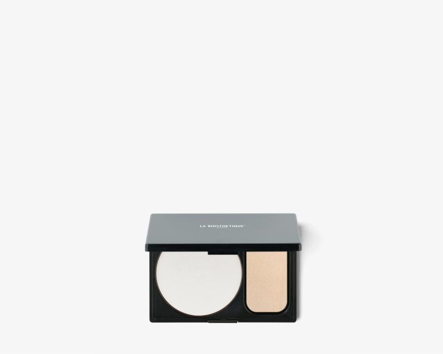 20 LA BIOSTHETIQUE Brautstyling Beautyprodukte 2020 20 Make up Teint 018440 Translucent Compact Powder 11.2018 sRGB Web