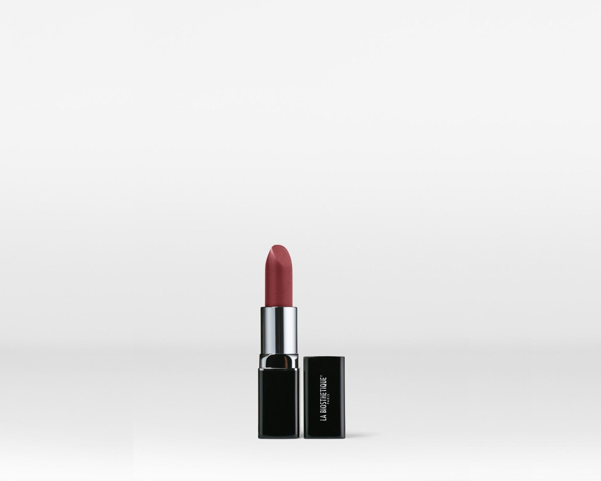 29 LA BIOSTHETIQUE Brautstyling Beautyprodukte 2020 29 Make up Lipstick 019053 glossy g325 Amarena Red org rop 01 2017