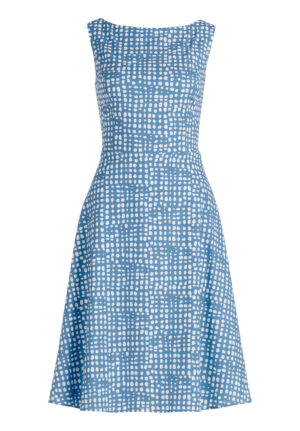 01-39-Vera-Mont-Abendmode-Abendkleider-Kollektion-FS-2022-45454091-8828-F