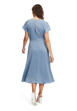 01-53-Vera-Mont-Abendmode-Abendkleider-Kollektion-FS-2022-46314067-9166-R